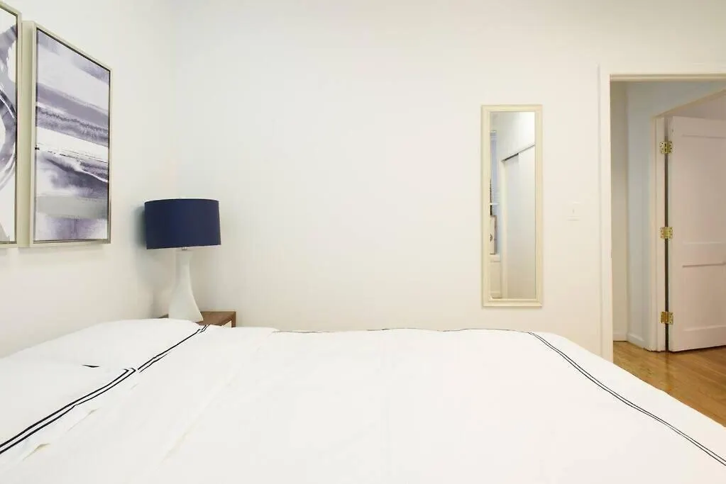 109-1 Huge 3Br Best Value - Nyc Apt New York 0*,  Stati Uniti